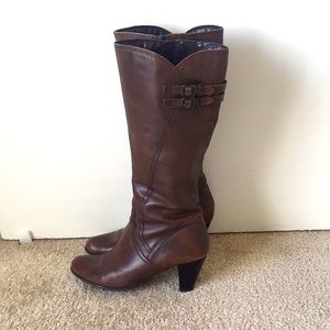 Brown Leather Heel Buckle Boots